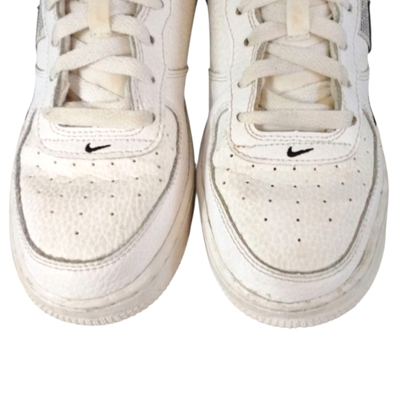 Nike Air Force 1 LV8 '07 Sneakers White And Black Nike's Women Size 7.5 - Picture 3 of 12